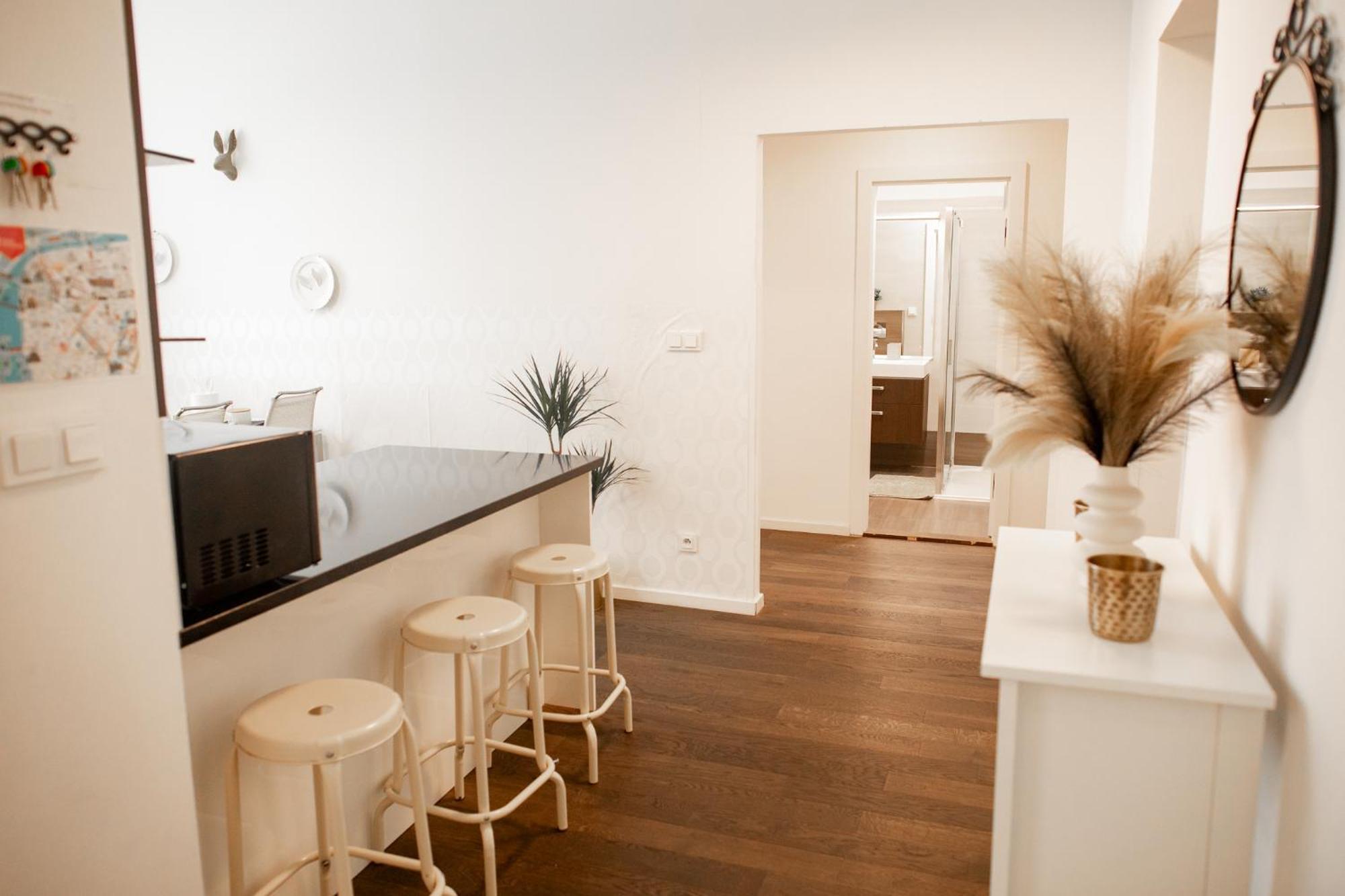 Luxury Modern Designed Oldtown Apartment Прага Екстериор снимка
