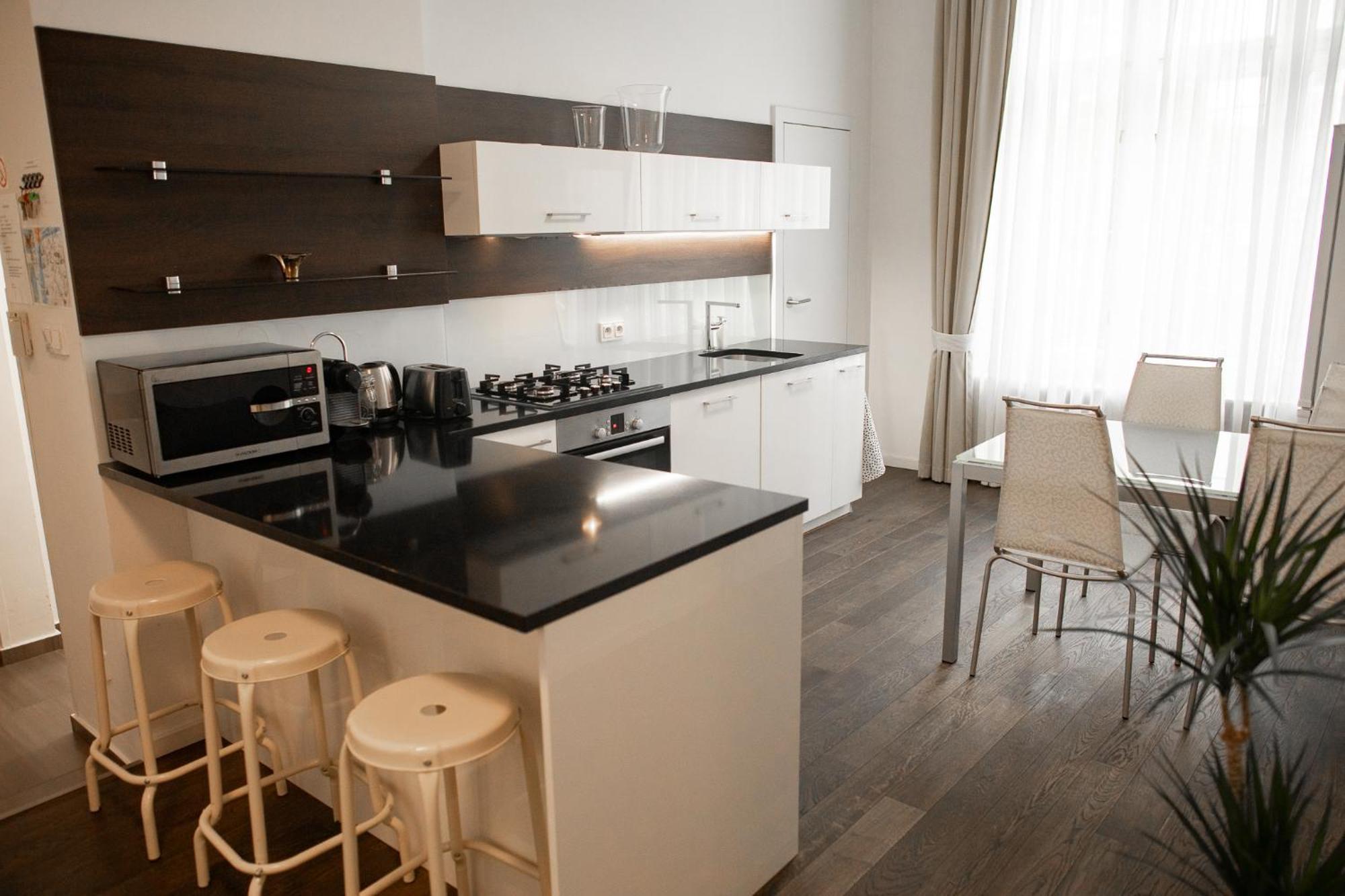 Luxury Modern Designed Oldtown Apartment Прага Екстериор снимка
